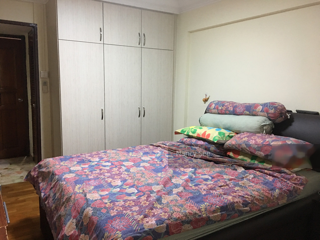 Yishun Avenue 5 thumbnail photo